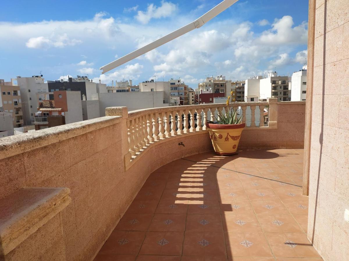 Apartamentos Deluxe San Julian ตอร์เรเวียคา ภายนอก รูปภาพ