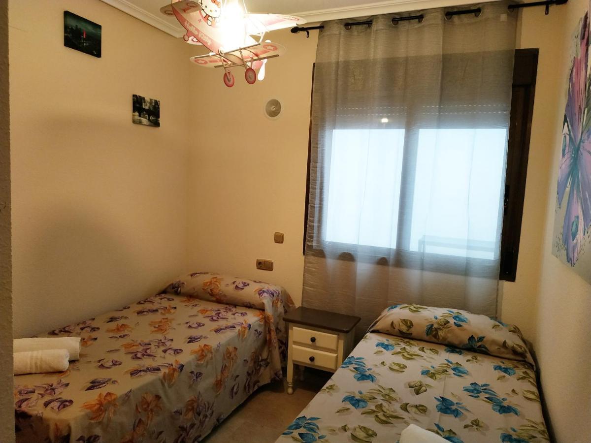 Apartamentos Deluxe San Julian ตอร์เรเวียคา ภายนอก รูปภาพ