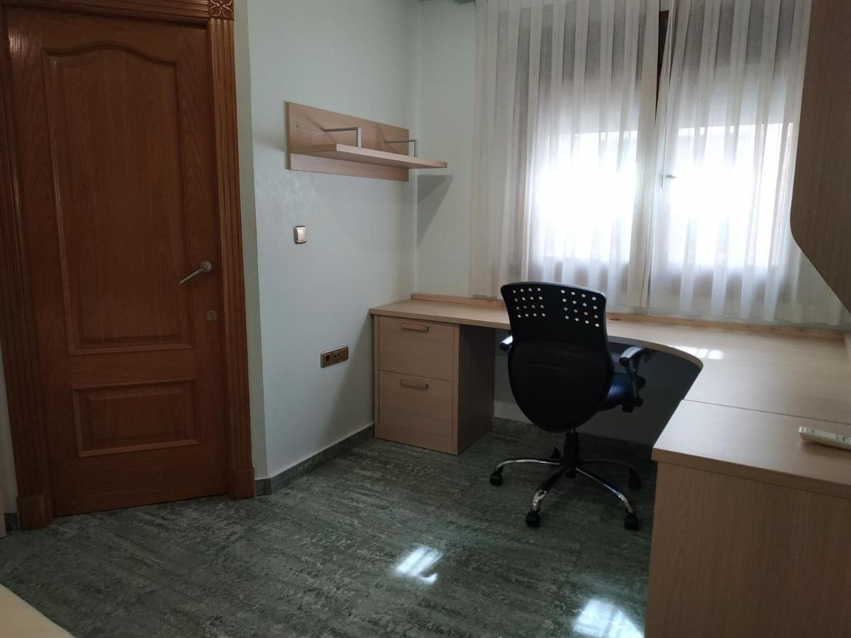 Apartamentos Deluxe San Julian ตอร์เรเวียคา ภายนอก รูปภาพ